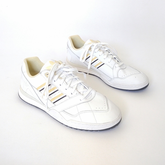 adidas gazelle silver green womens adidas A.R. trainer | D98157 | Free shipping main image 1